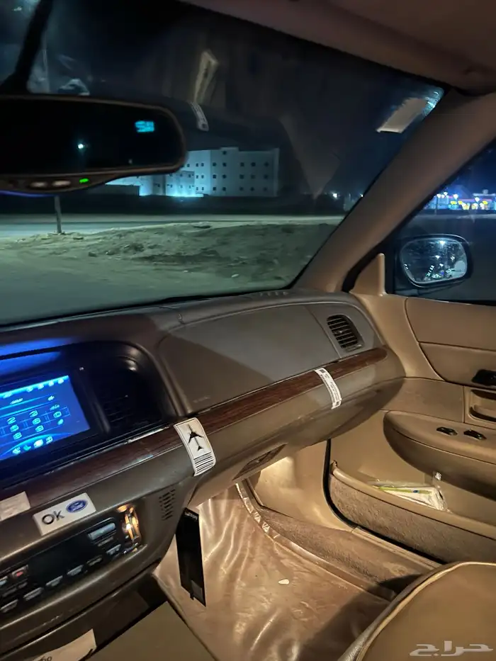 فورد فكتوريا 2001 8