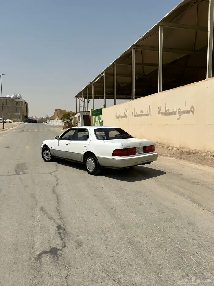 لكزس LS 400 1991 5