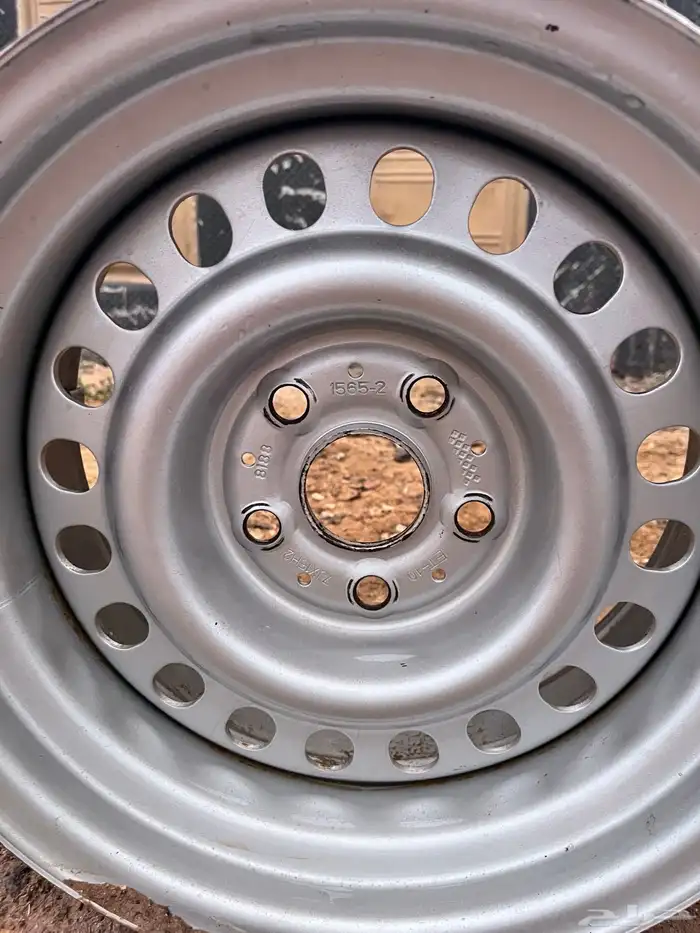 يوجد جنوط عريضه تركب على هايلكس مقاس 2.50 النوع صيني 1