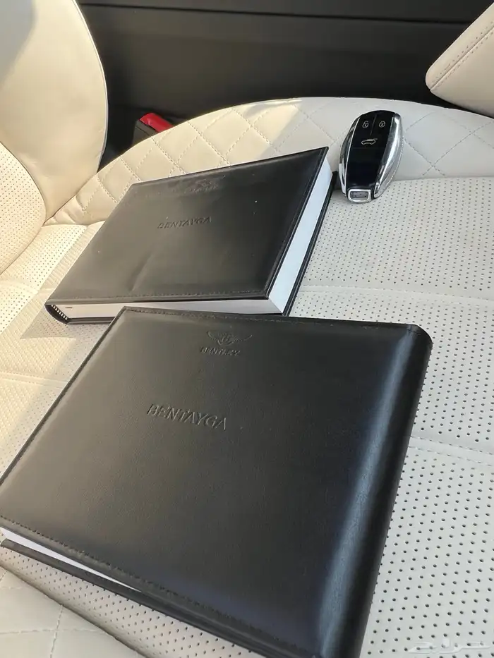 مخزن بنتلي بنتياقا 2019 عداد 52 الف كم فقط سماكو 33