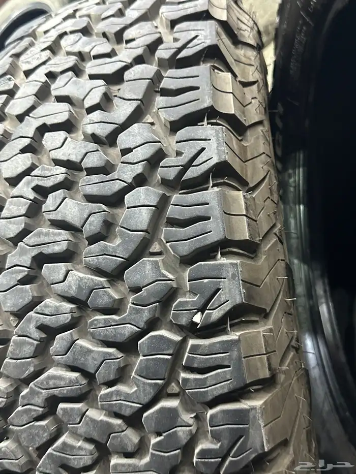 كفرات بي اف جودرتش نص حجري مقاس 265 70 17 32
