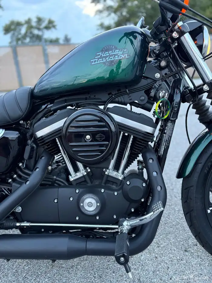 2021 سبوستر sportster 883 تم البيع 3