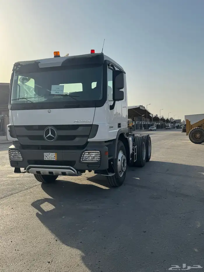 سكس راس اكترس العدد 4سيارات 5