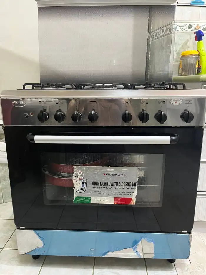 فرن ايطالي GlEM GAS مستخدم نظيف 0