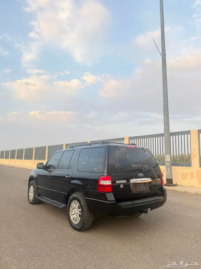 فورد اكسبدشن 2013 نص فل نظيف جدا 5