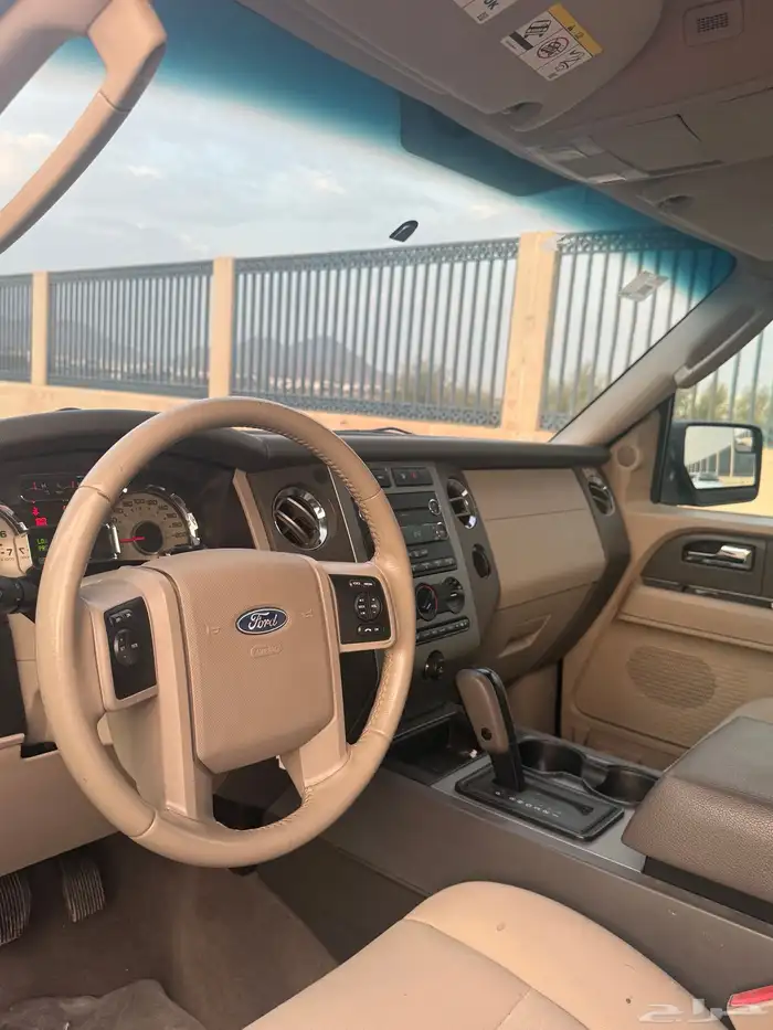فورد اكسبدشن 2013 نص فل نظيف جدا 9
