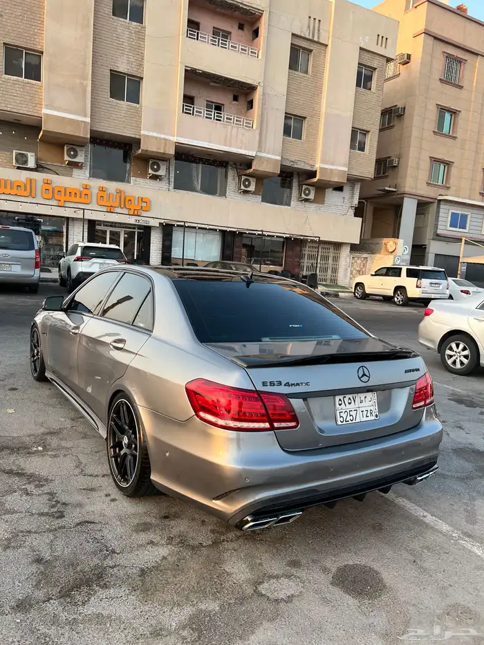 مرسيدس E300 1