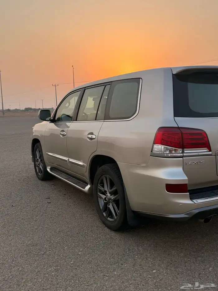 جيب لكززس LX570 2015 3