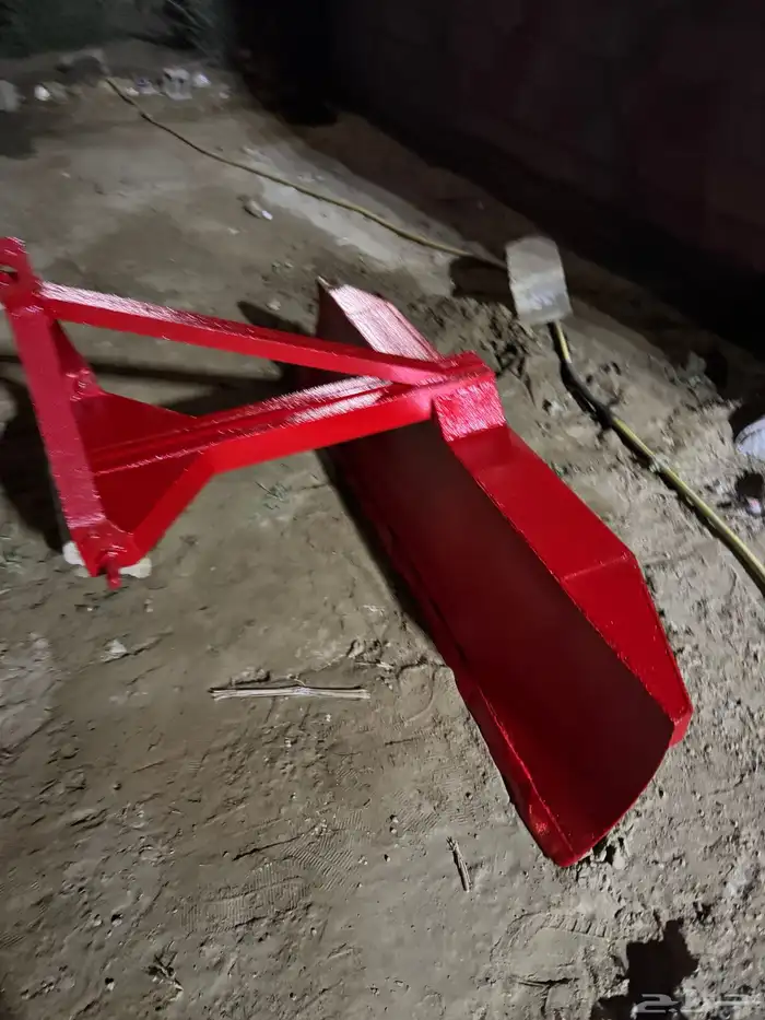 سكينة حراثة وعربية زراعية للبيع 1