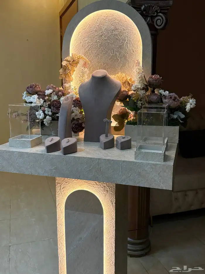 عربية ملكة 0