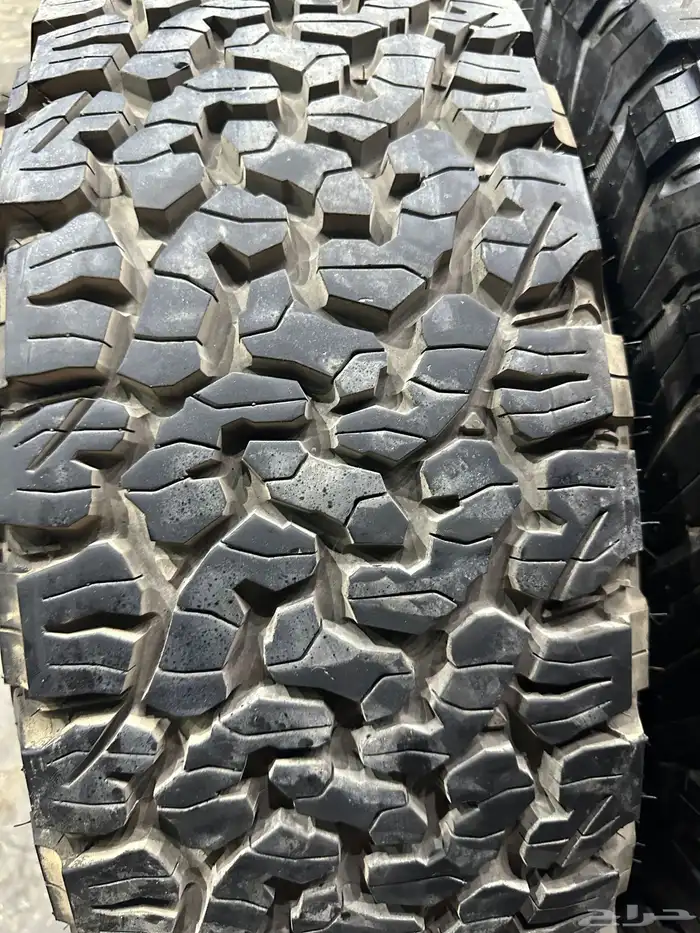 كفرات بي اف جودرتش نص حجري مقاس 265 70 17 1