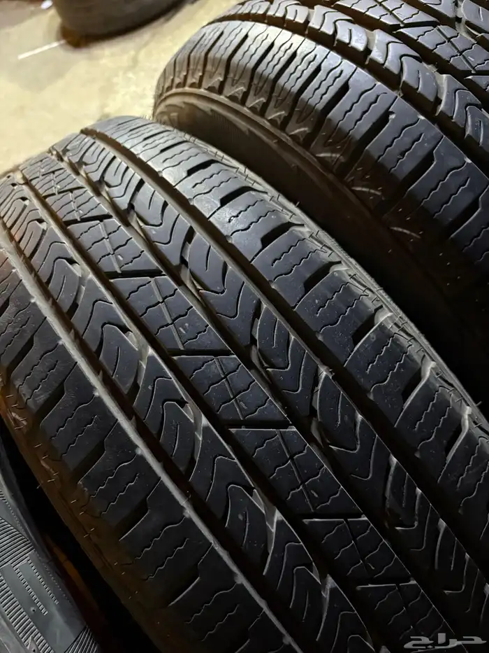 كفرات اكس دبيشن255 70 18شبه جديده نكسن كوري 2