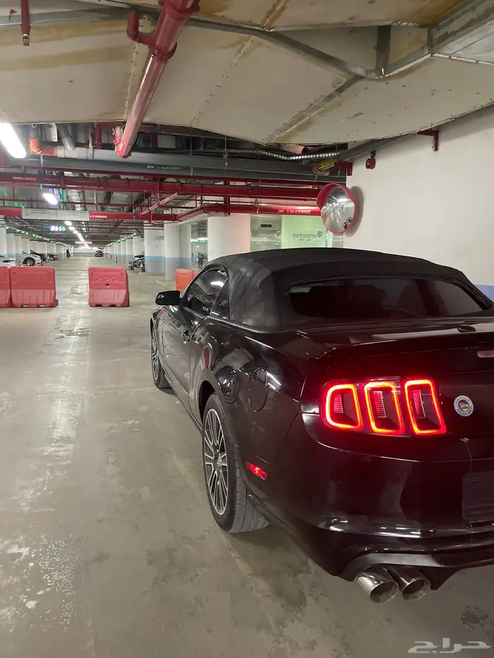 موستنق GT بريميوم 2012 2