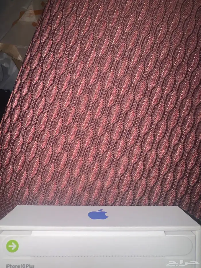 ايفون 16 بلس 1