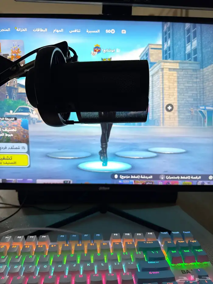 مايك يشتغل PC و سوني 5 و 4 0