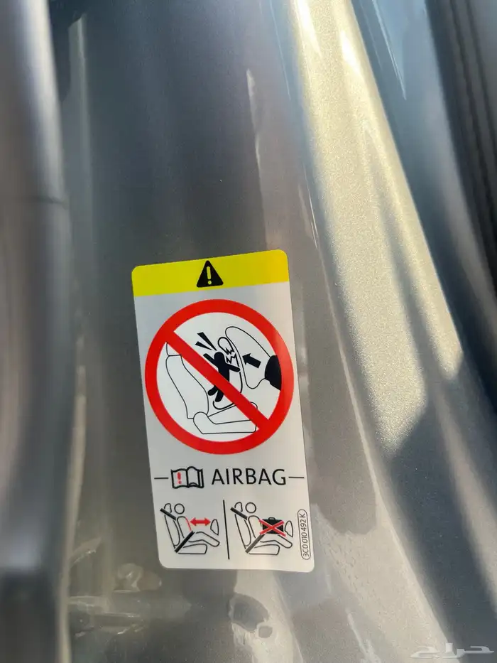 مخزن بنتلي بنتياقا 2019 عداد 52 الف كم فقط سماكو 28