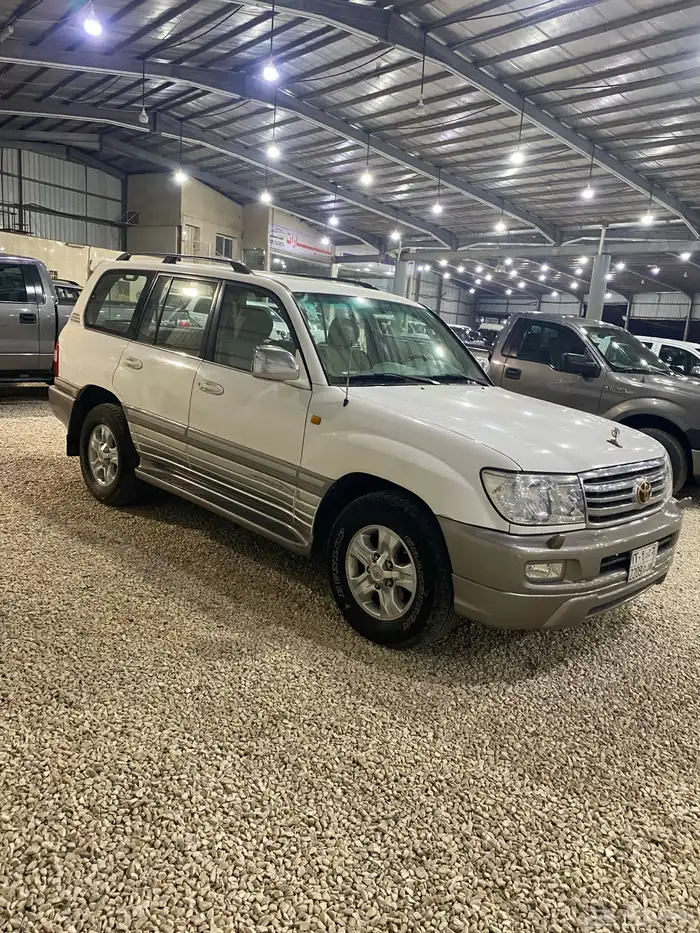 تويوتا جي اكس ار 2006 ماشي 287000 2