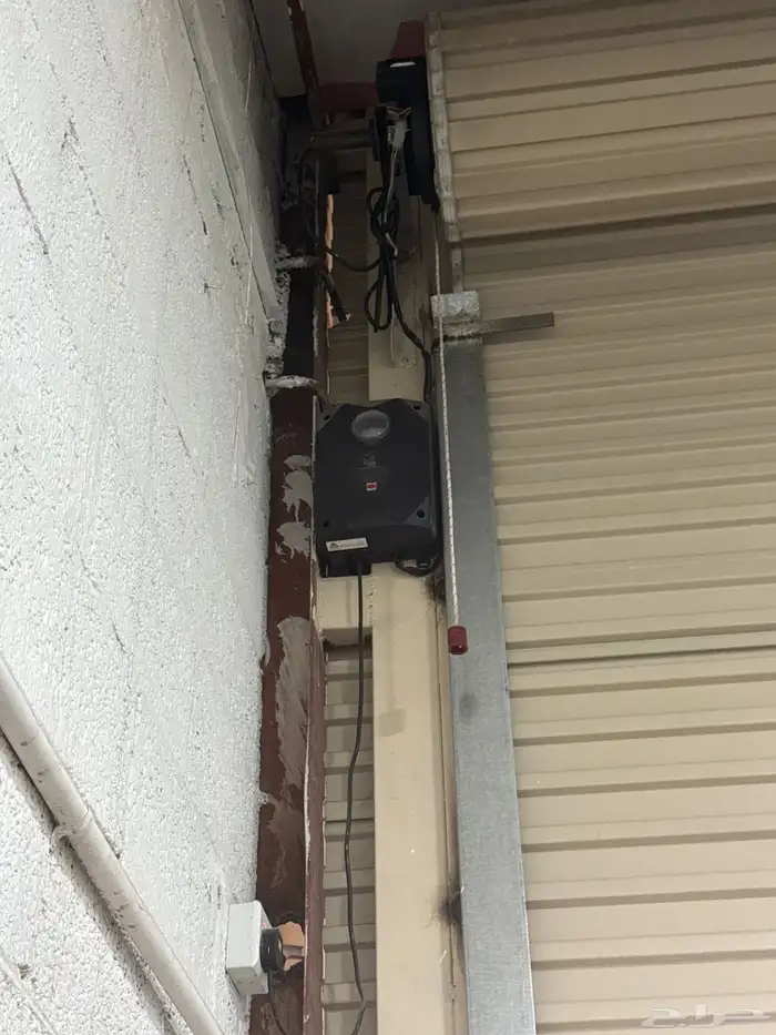 باب سحاب عرض عرض 3 متر في ارتفاع 3.80 2