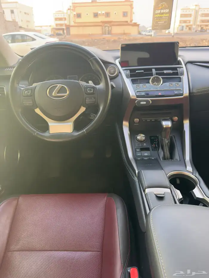 لكزس NX300 2019 فل 6
