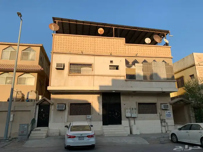 عمارة للبيع في شارع بدر حي الثقبة مدينة الخبر المنطقةالشرقية 1