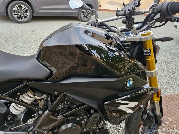 دباب BMW G310R 5