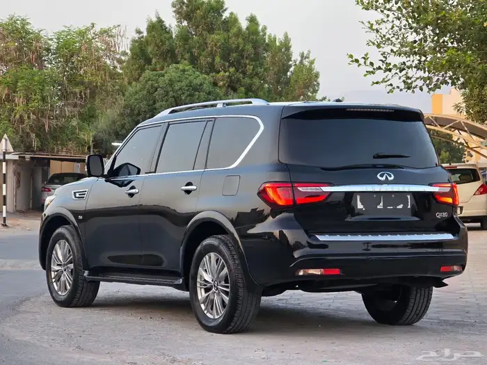 انفينتي QX80 موديل 2019 وارد امريكي موجودة بدبي 13
