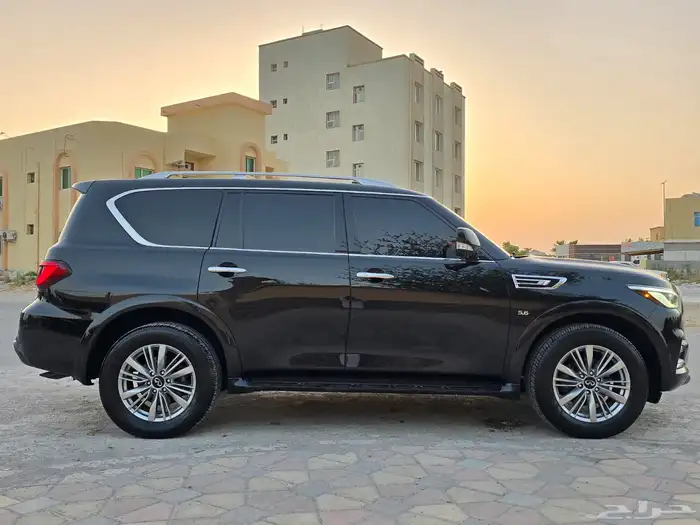 انفينتي QX80 موديل 2019 وارد امريكي موجودة بدبي 11