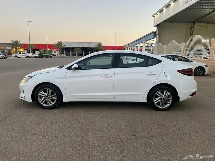 النترا 2020 مكينه 2000 cc 4