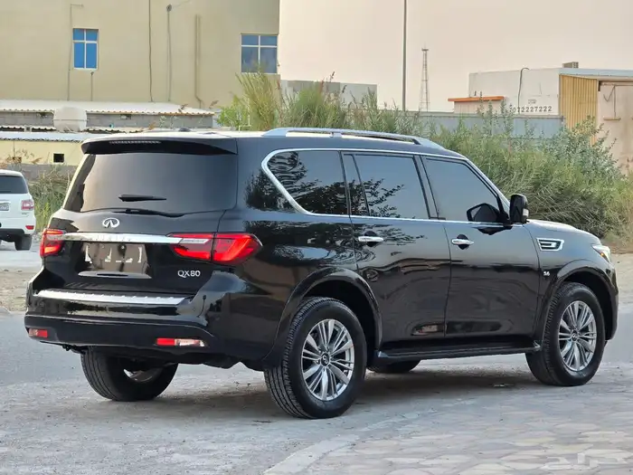 انفينتي QX80 موديل 2019 وارد امريكي موجودة بدبي 16
