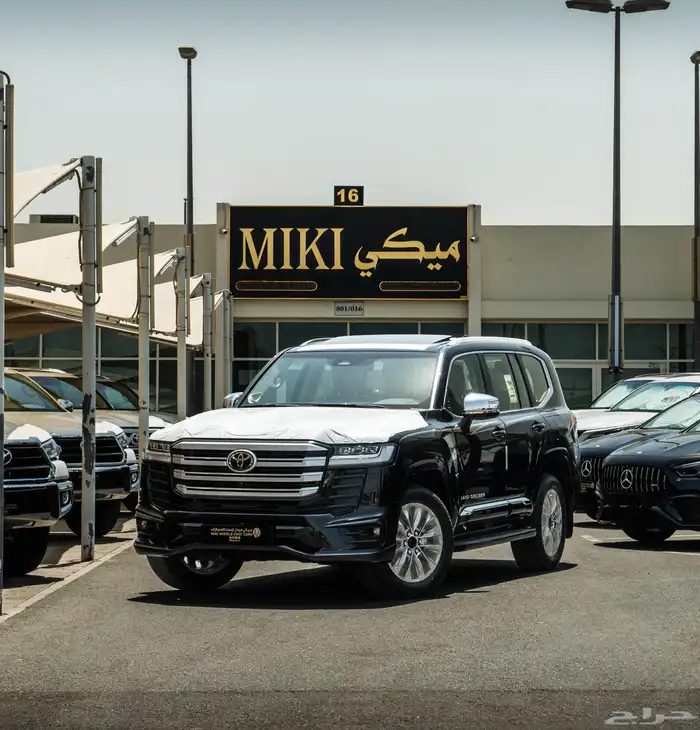 لاند كروزر VX 4.0 تنفس طبيعي اصفار 2025 3