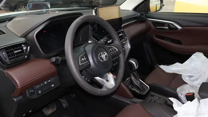 أوربان GLX 2026 34