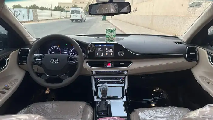 ازيرا 2018 11
