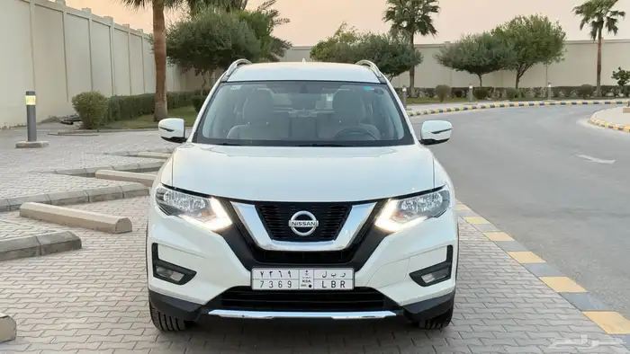اكس تريل 2022 دبل 5 مقاعد 18