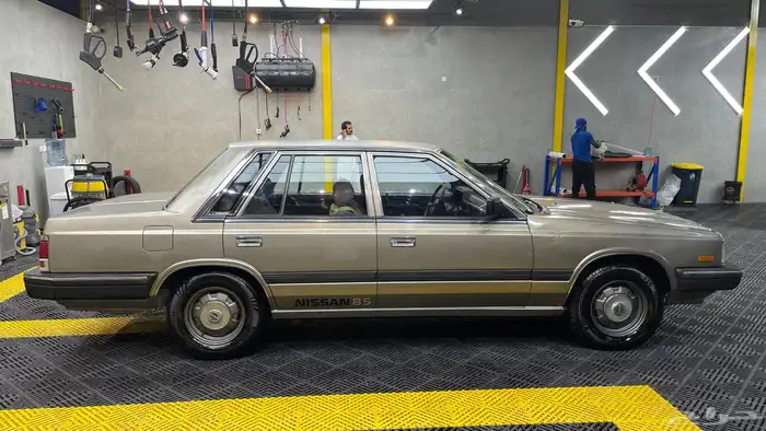 لوريل 200 ال 200L كلاسيك مخزن نادر 1985 4