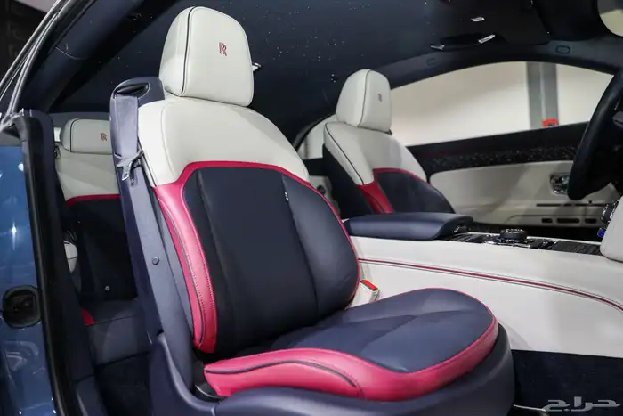 رولز رويس سبيكتر - 2024 15