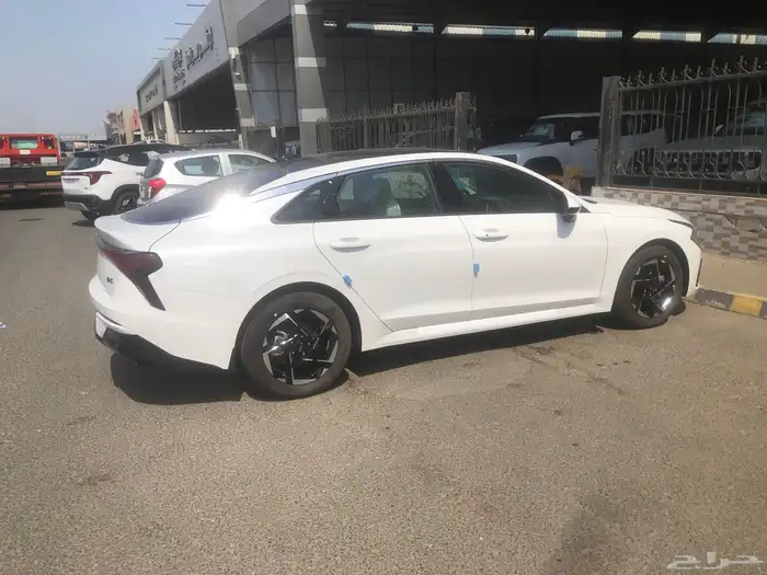 كيا كي 5 K استندر مطور موديل 2026 2