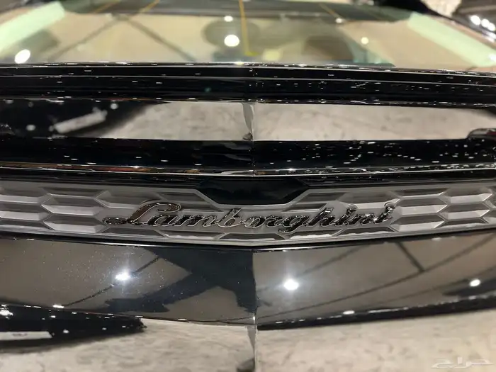 لامبورجيني اورس اس اي - Lamborghini Urus SE 2025 5