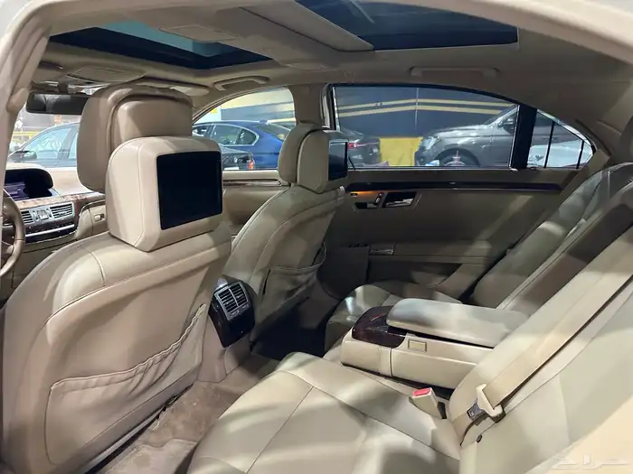 مرسيدس بانوراما 2013 نضيف 9