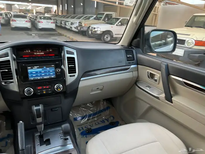 باجيرو 2017 بنزين لدى قمة الاطلال 39