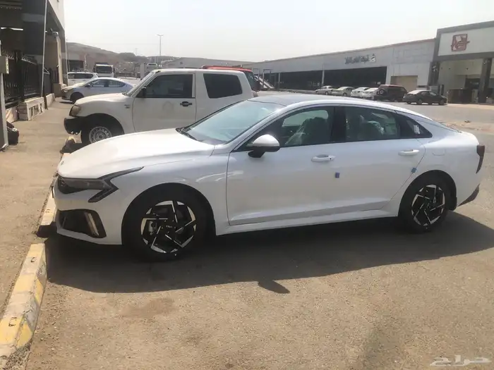 كيا كي 5 K استندر مطور موديل 2026 5