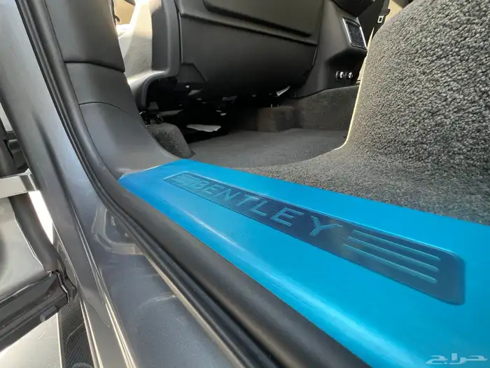 مخزن بنتلي بنتياقا 2019 عداد 52 الف كم فقط سماكو 78