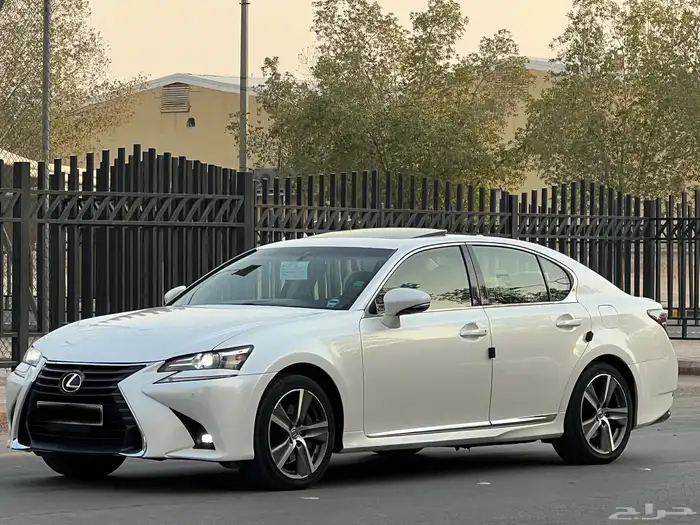 لكزس GS350 2018 سعودي 9