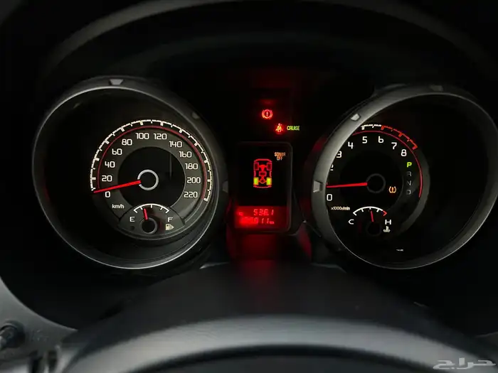 باجيرو 2017 بنزين لدى قمة الاطلال 52