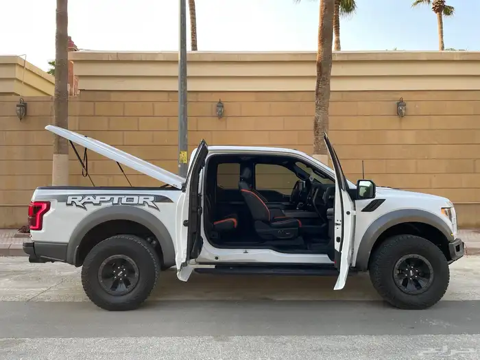 للبيع فورد رابتر F150 فل كامل 2017 17