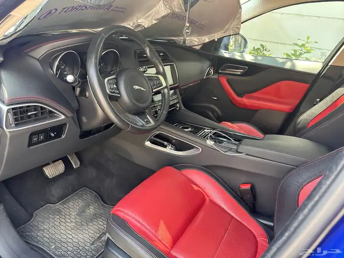 جاكوار F pace بيع او بدل 10