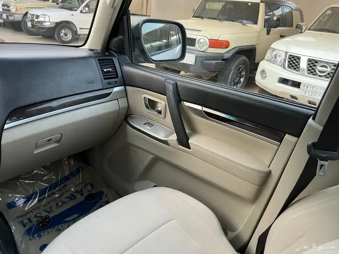 باجيرو 2017 بنزين لدى قمة الاطلال 45