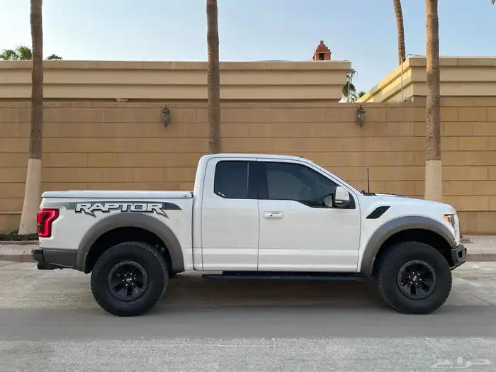 للبيع فورد رابتر F150 فل كامل 2017 6