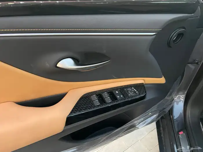 لكزسES250AA2025سعودي داخلي جملي(بنزين)2.5L 8