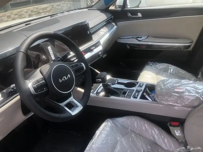 كيا كي 5 K استندر مطور موديل 2026 7