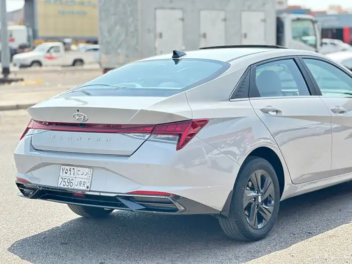 هيونداي النترا 2022 فل 5